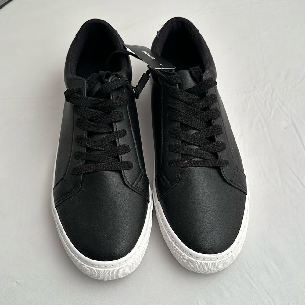 Express black leather low top sneakers